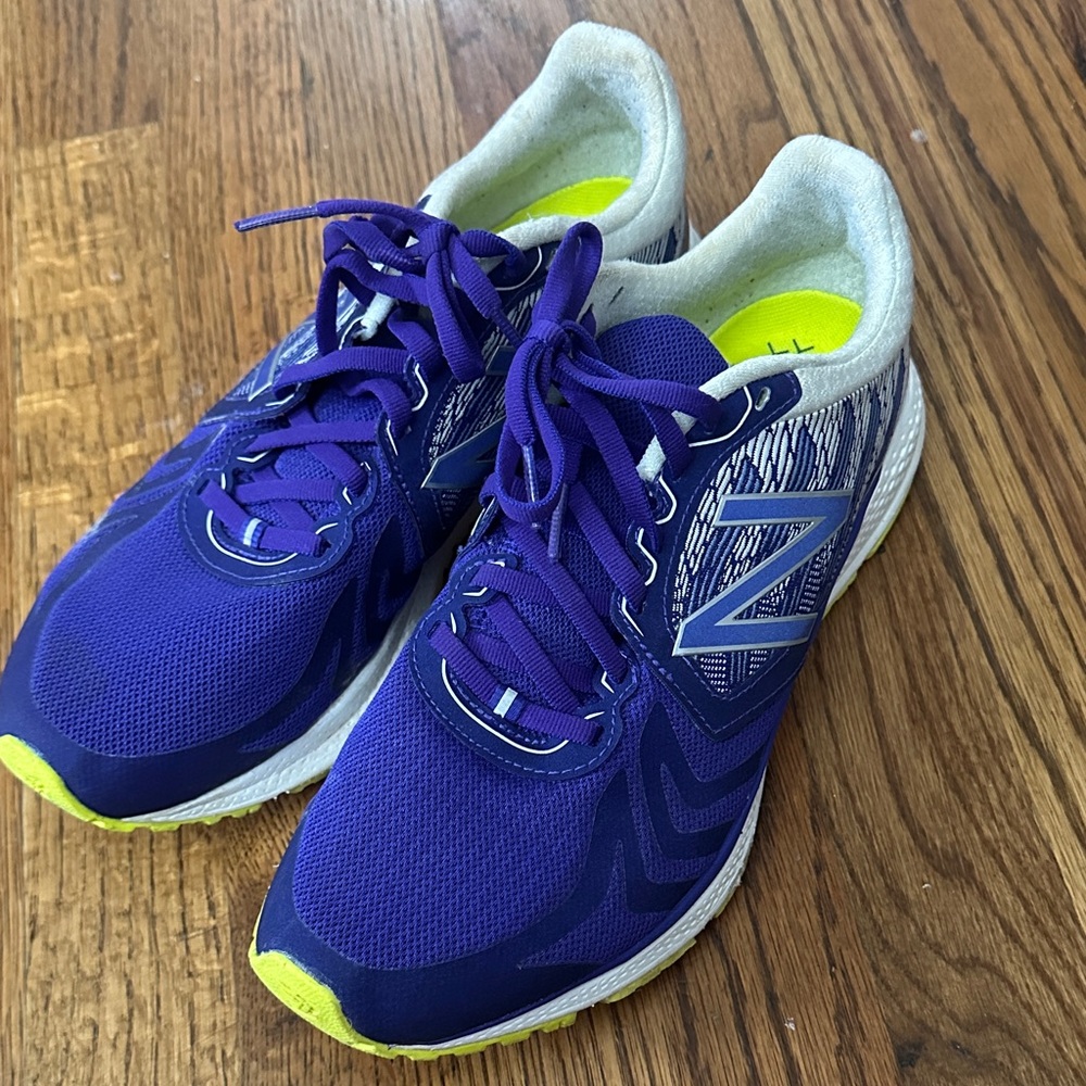 New Balance Women's Blue and Yellow Athletic Shoes